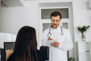 nephrologist doctor talking to a client